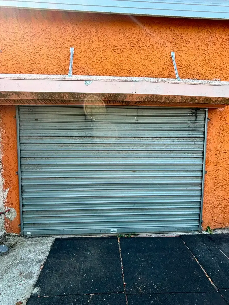 Installation et pose de rideau métallique à Colombes